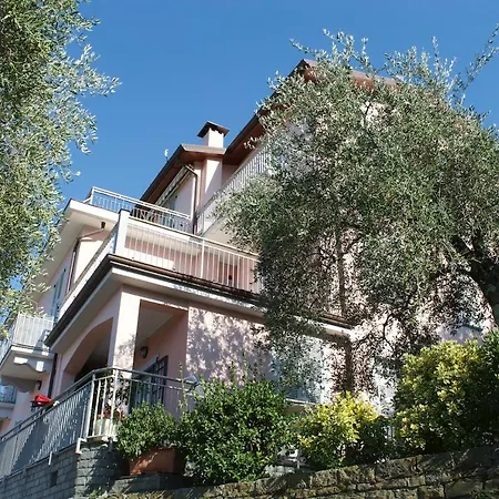 Apartment Charme And Comfort Near Cinque Terre La Spezia